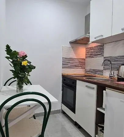 Ana I Ante Punta * Milna (Hvar)