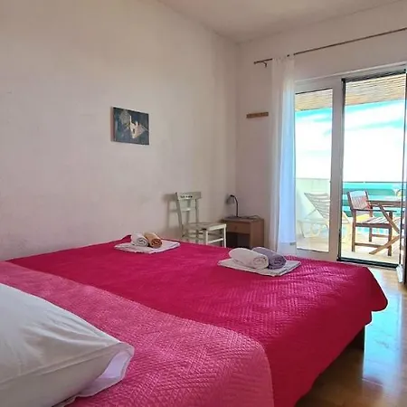 Ana I Ante Punta * Milna (Hvar)